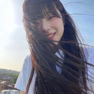她才是主角